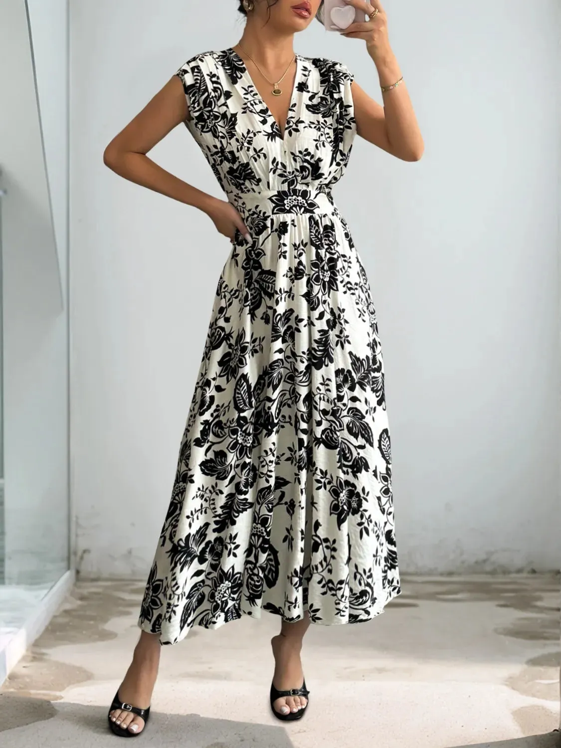 Printed V-Neck Cap Sleeve Dress sold by Gigi Laurent product image thumbnail 4
