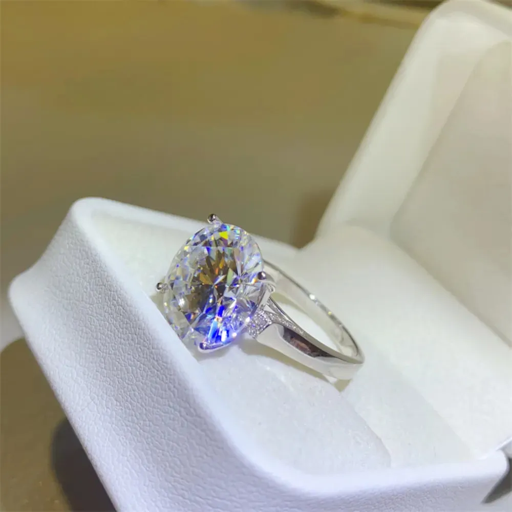 10 Carat Moissanite 925 Sterling Silver Ring sold by Gigi Laurent product image thumbnail 4