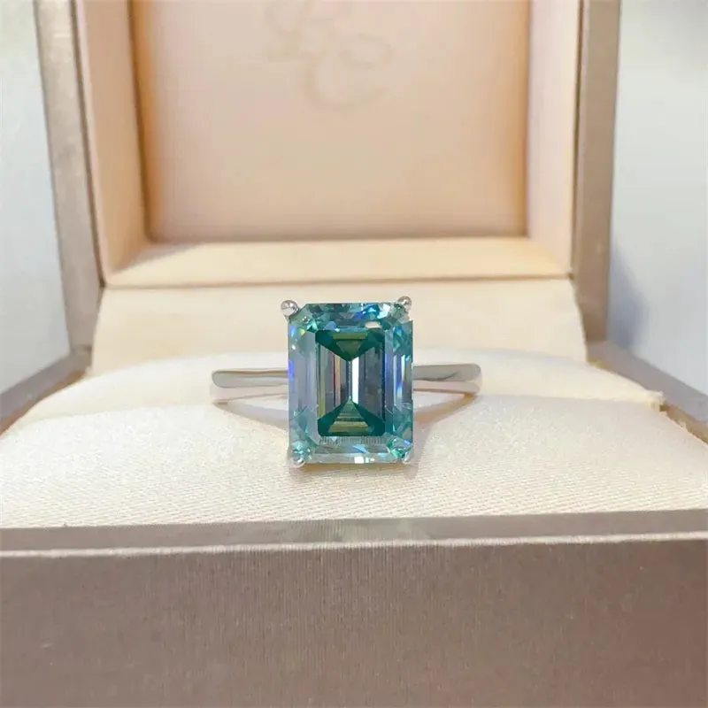 2 Carat 925 Sterling Silver Rectangle Shape Moissanite Ring sold by Gigi Laurent product image thumbnail 2