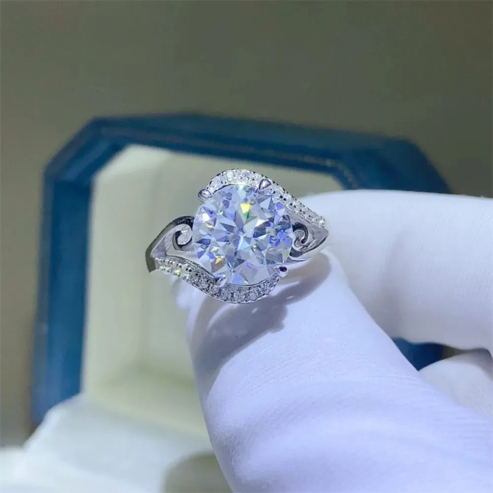 3 Carat Moissanite 925 Sterling Silver Ring sold by Gigi Laurent product image thumbnail 5
