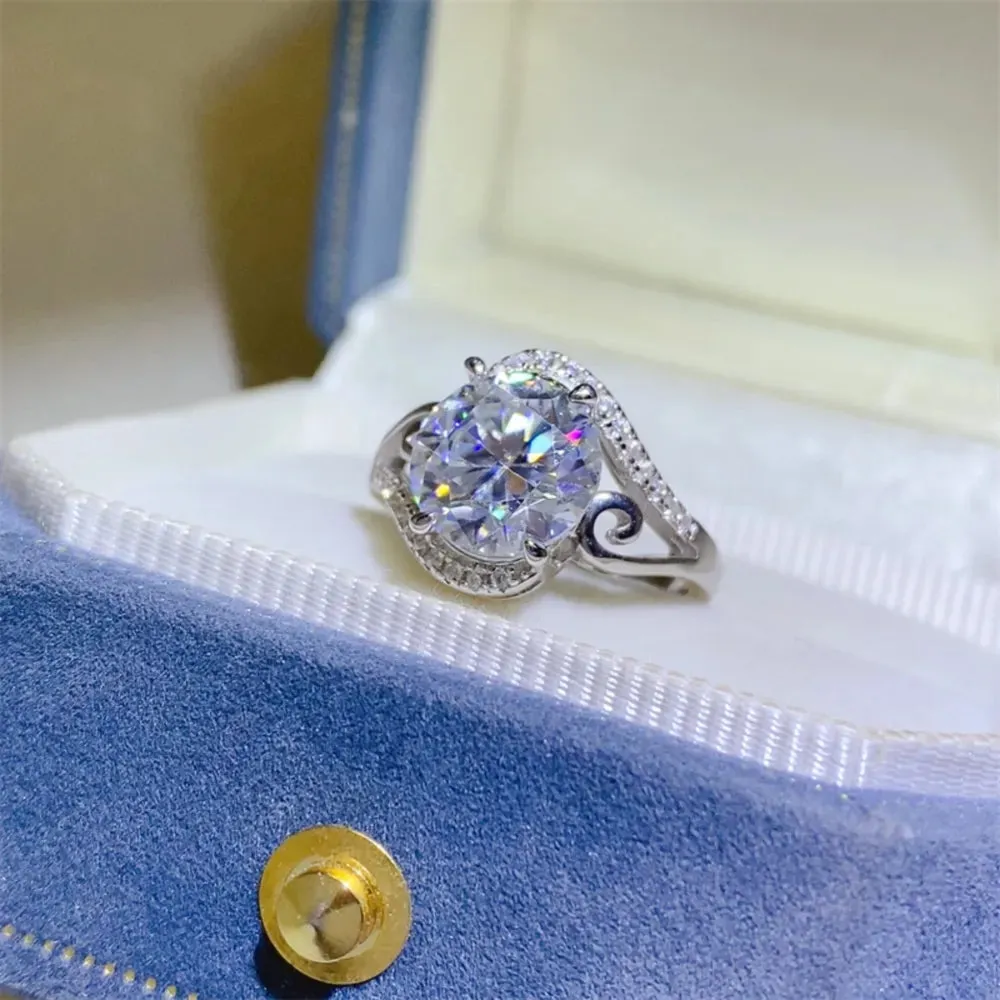 3 Carat Moissanite 925 Sterling Silver Ring sold by Gigi Laurent product image thumbnail 4