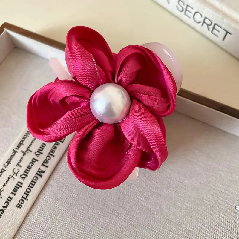 Flower Acrylic Hair Claw Clip sold by Gigi Laurent product image thumbnail 3