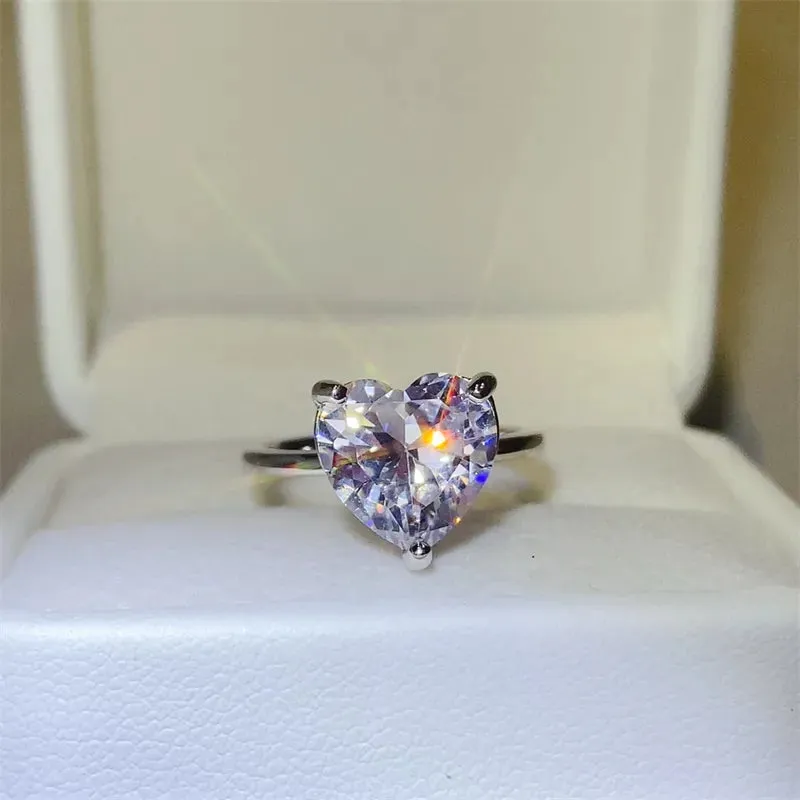 5 Carat 925 Sterling Silver Moissanite Heart Shape Ring sold by Gigi Laurent product image thumbnail 2
