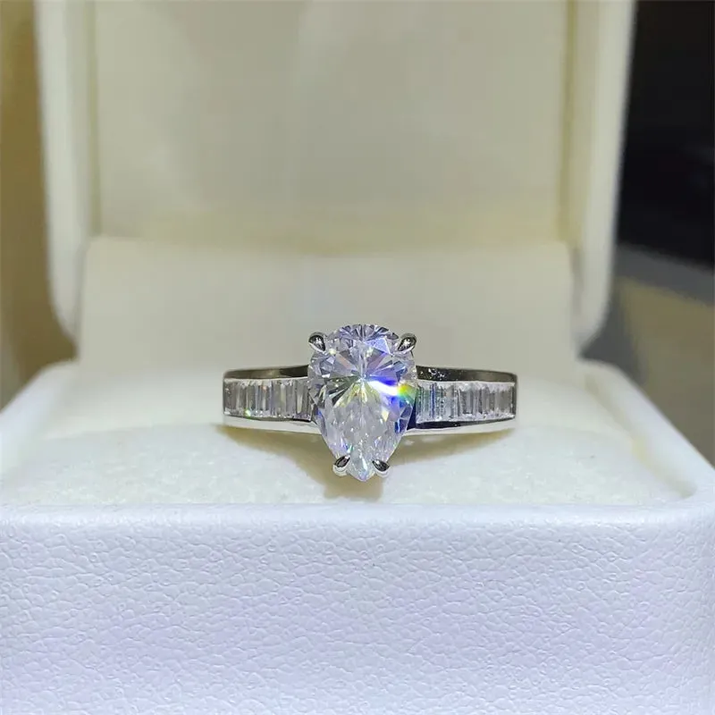 3 Carat Moissanite 925 Sterling Silver Ring sold by Gigi Laurent product image thumbnail 2