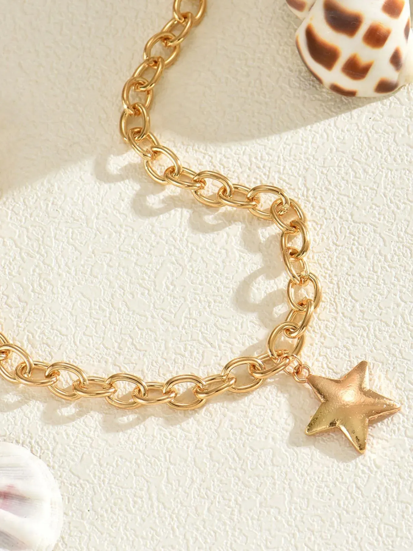 18K Gold-Plated Star Pendant Chain Necklace sold by Gigi Laurent product image thumbnail 3
