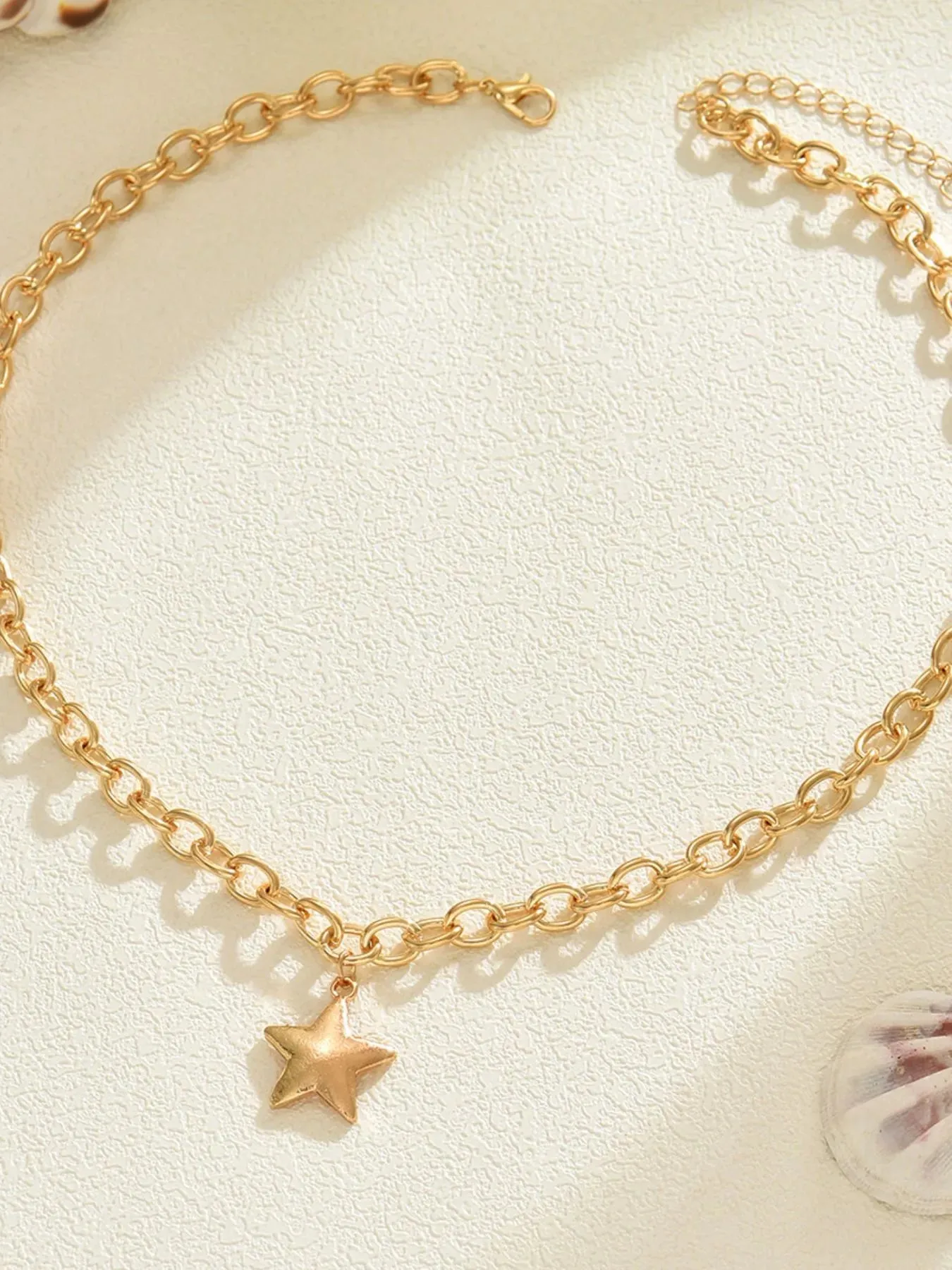 18K Gold-Plated Star Pendant Chain Necklace sold by Gigi Laurent product image thumbnail 4