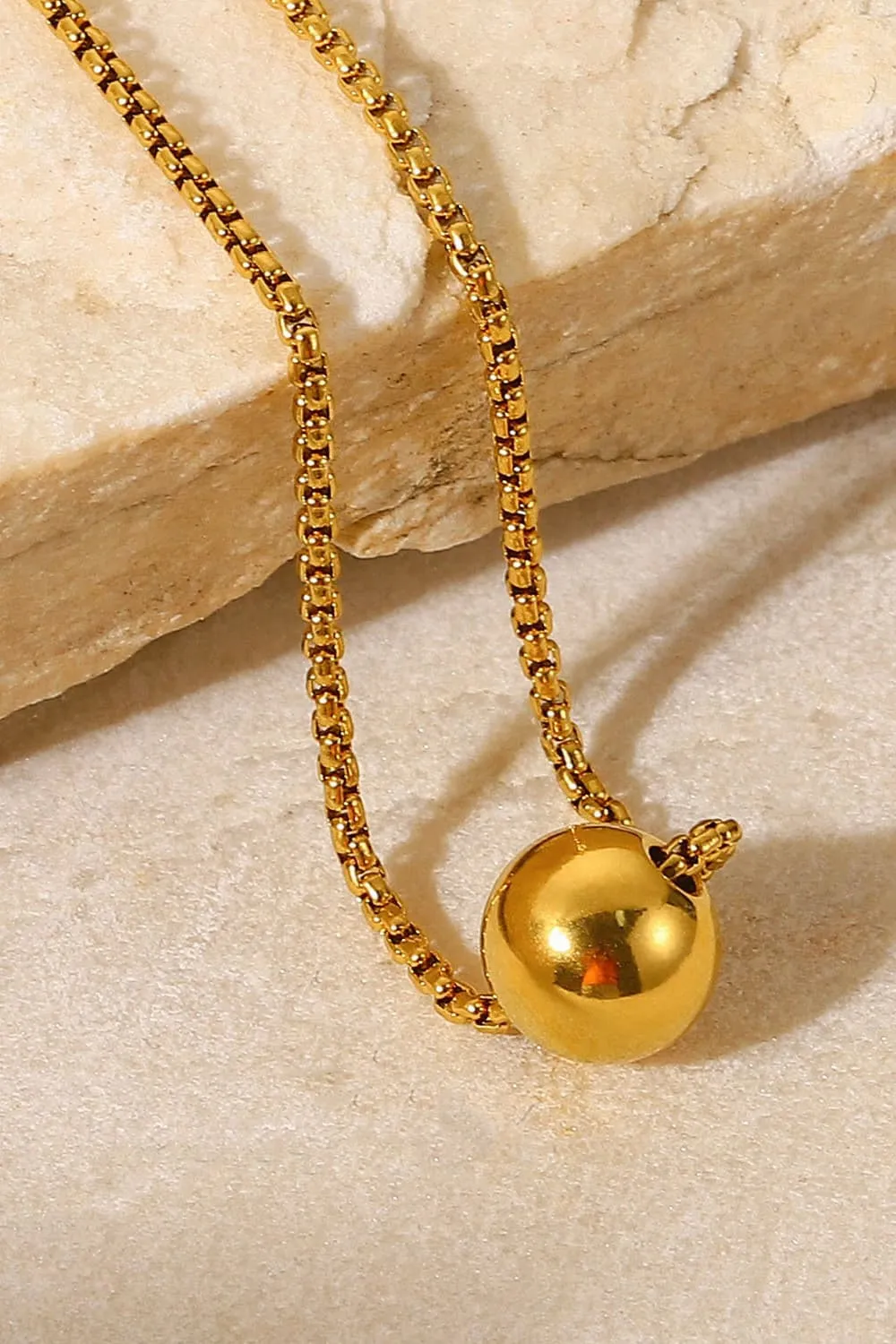 18K Gold-Plated Round Shape Pendant Necklace sold by Gigi Laurent product image thumbnail 4