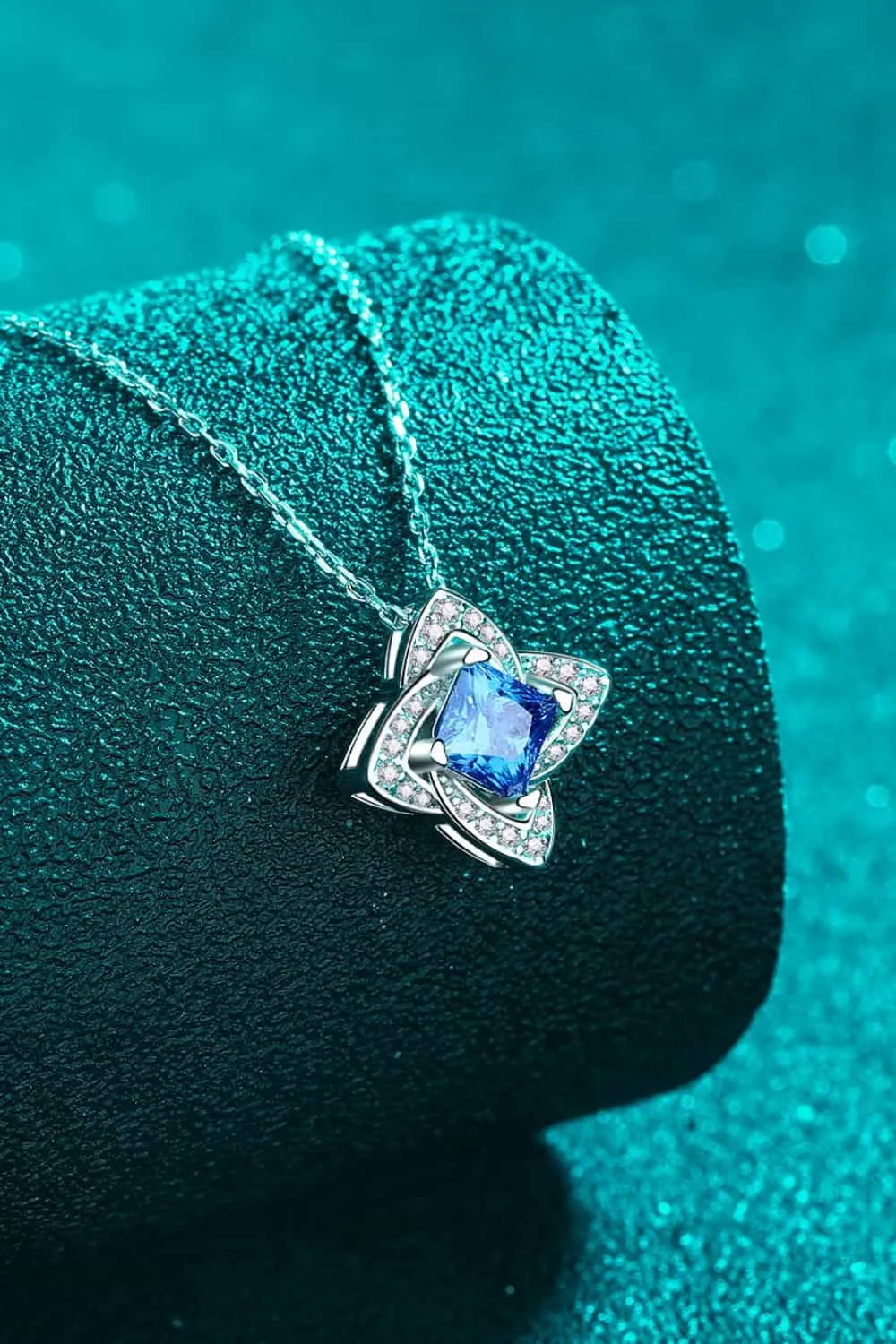 1 Carat Moissanite Floral Pendant Necklace sold by Gigi Laurent product image thumbnail 5