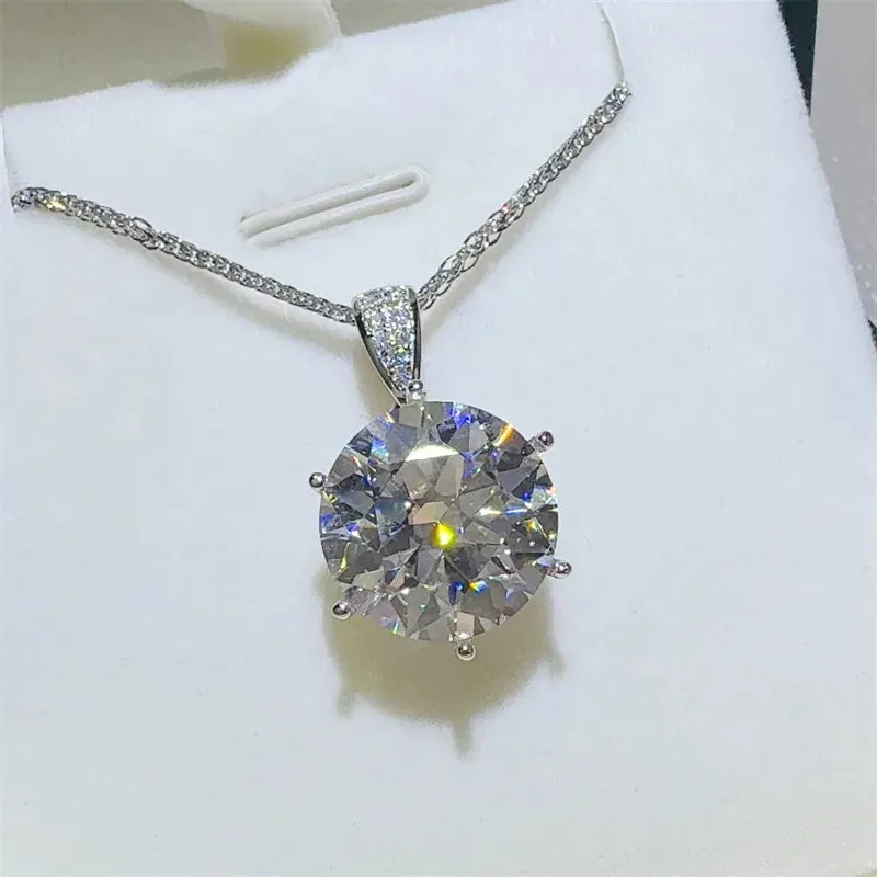 10 Carat Moissanite 925 Sterling Silver Pendant Necklace sold by Gigi Laurent product image thumbnail 2