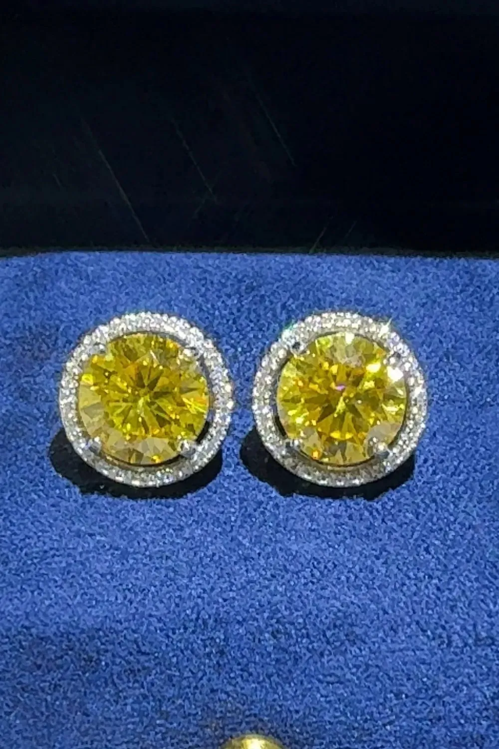 4 Carat Moissanite 925 Sterling Silver Earrings sold by Gigi Laurent product image thumbnail 3