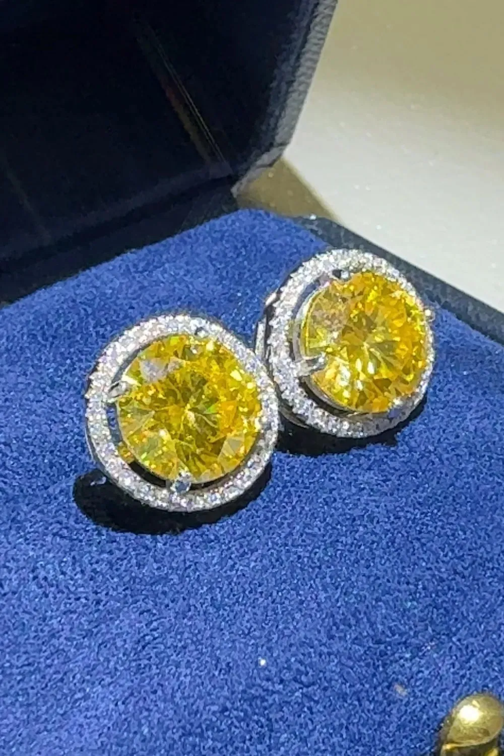 4 Carat Moissanite 925 Sterling Silver Earrings sold by Gigi Laurent product image thumbnail 2