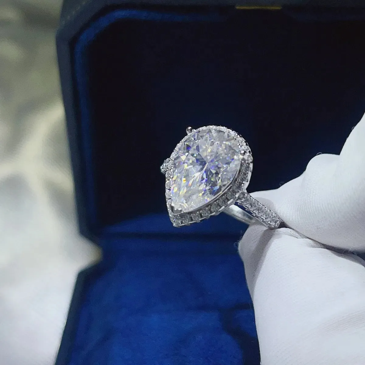 2 Carat Moissanite 925 Sterling Silver Ring sold by Gigi Laurent product image thumbnail 5