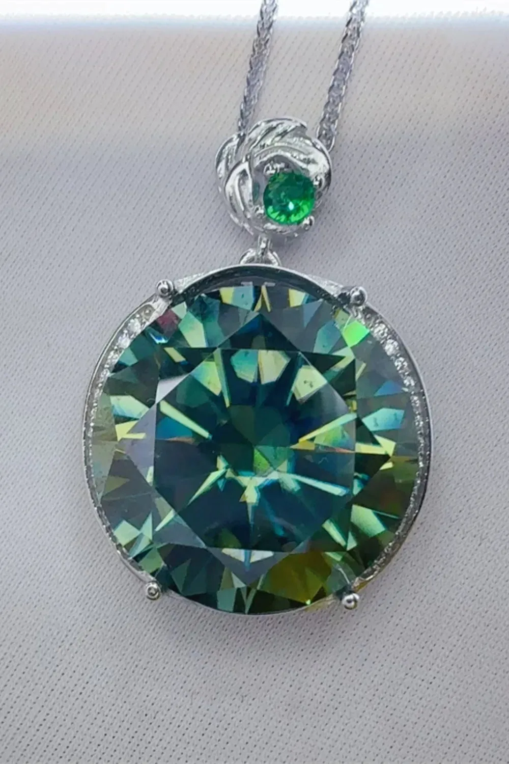20 Carat Moissanite 925 Sterling Silver Pendant Necklace sold by Gigi Laurent product image thumbnail 3