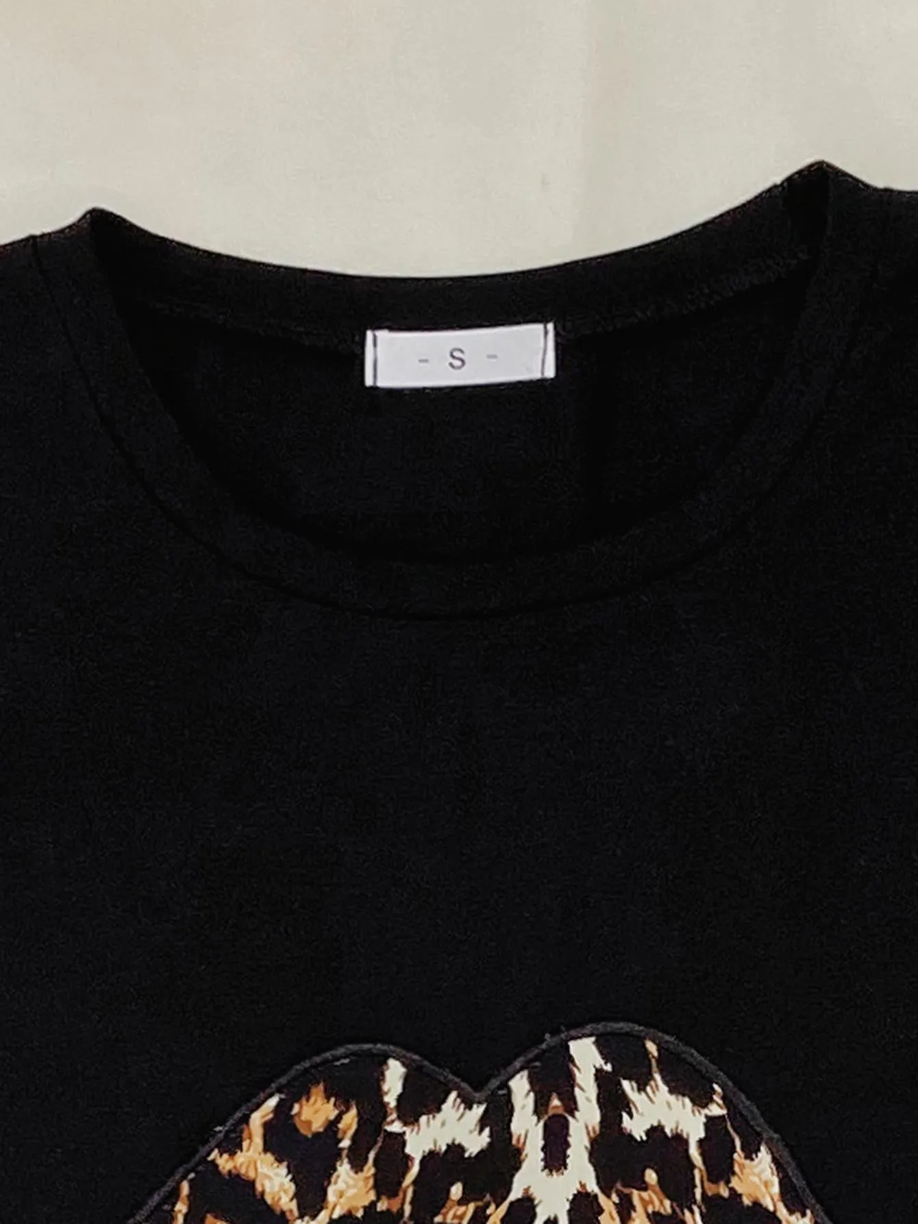 Leopard Lip Graphic Top and Shorts Lounge Set sold by Gigi Laurent product image thumbnail 4