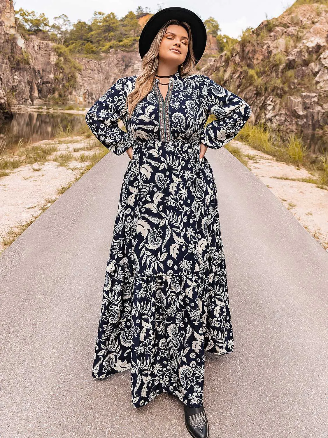 Plus Size Long Sleeve Maxi Dress sold by Gigi Laurent product image thumbnail 3
