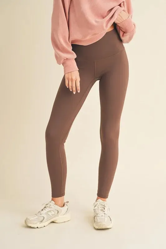 Yelete Full Size Fleece Lined High Waisted Leggings sold by Gigi Laurent