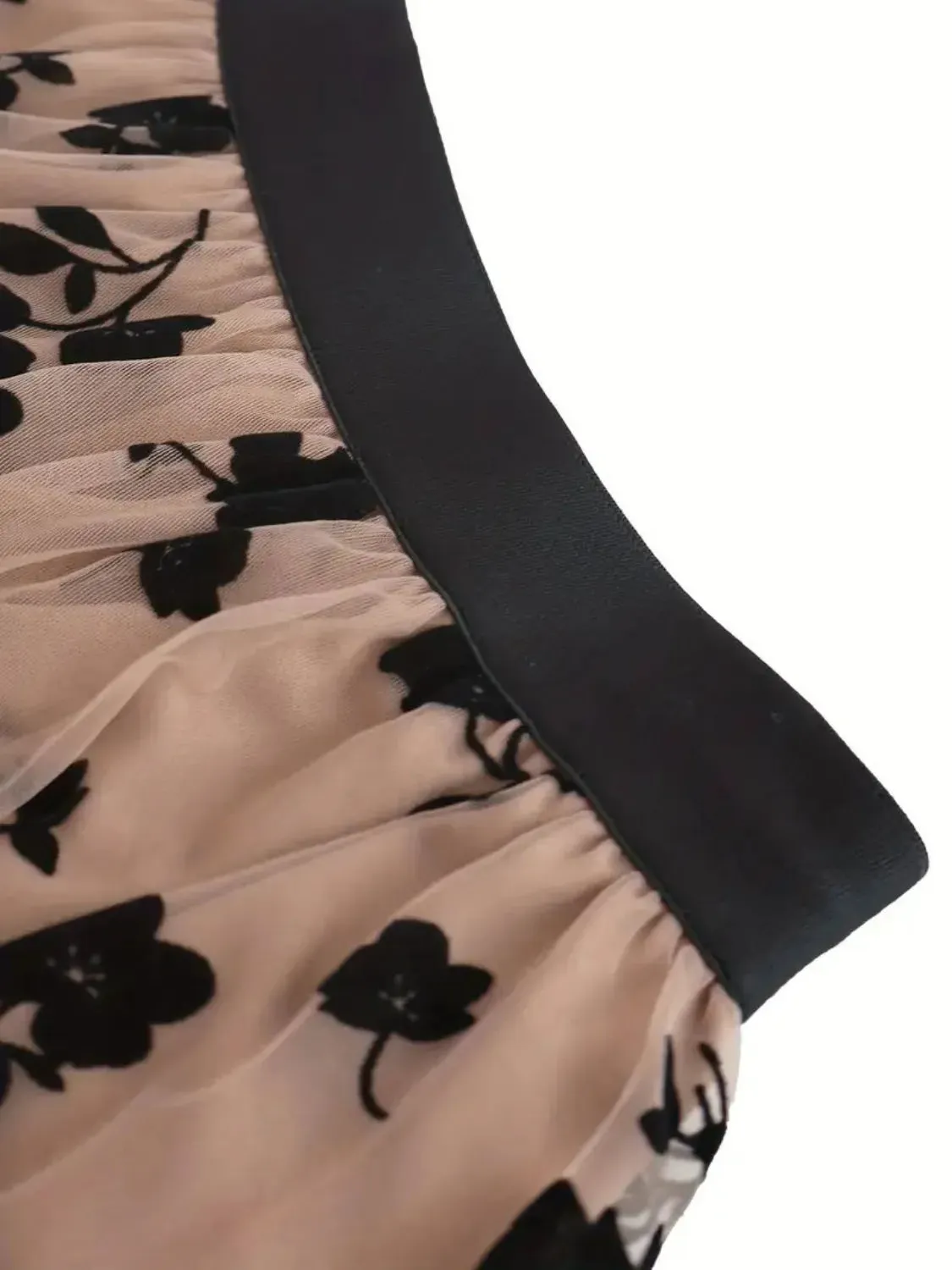 Floral Print High Waist Mini Skirt sold by Gigi Laurent product image thumbnail 4