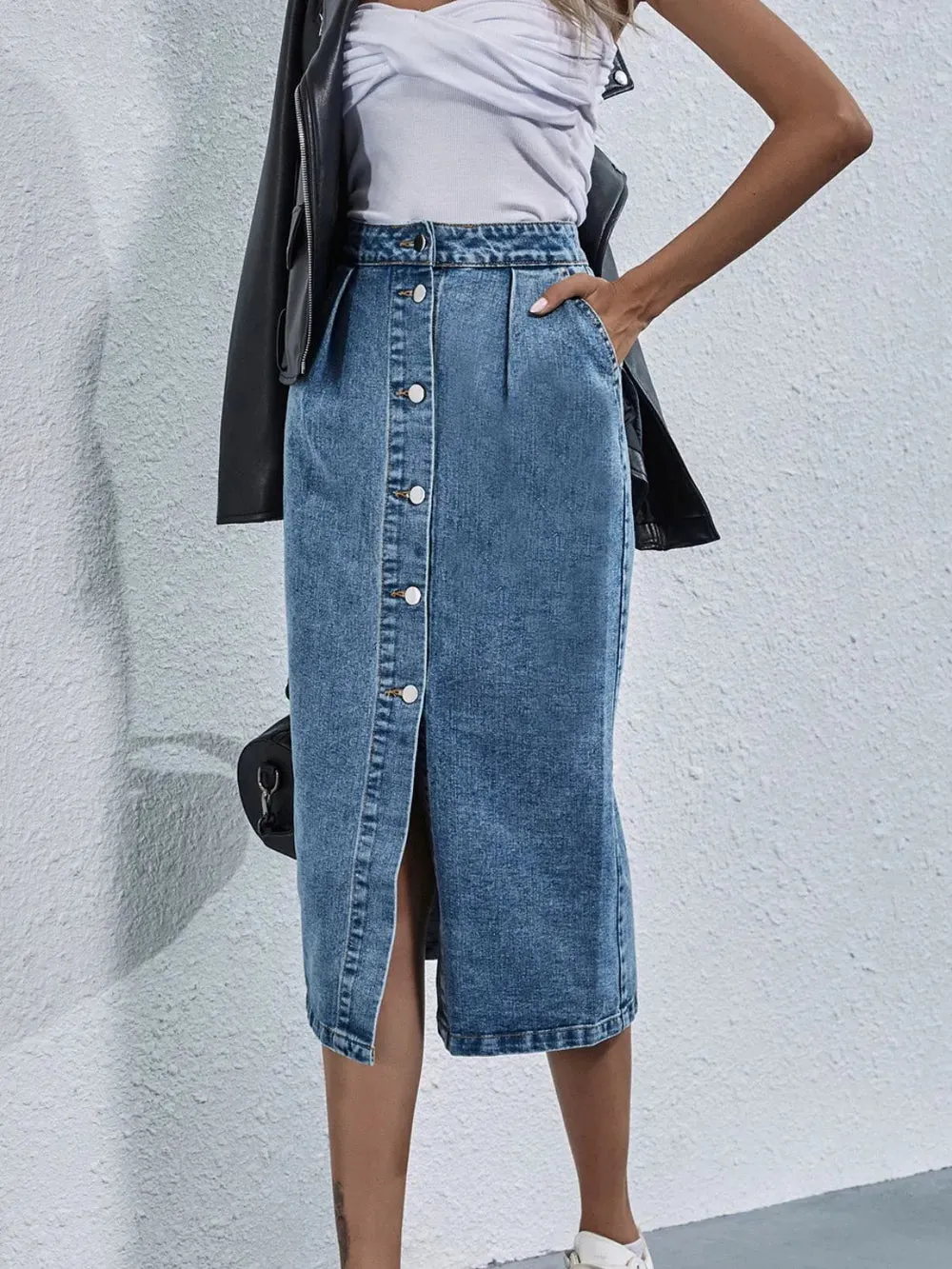 Buttoned Denim Skirt with Pockets sold by Gigi Laurent product image thumbnail 5