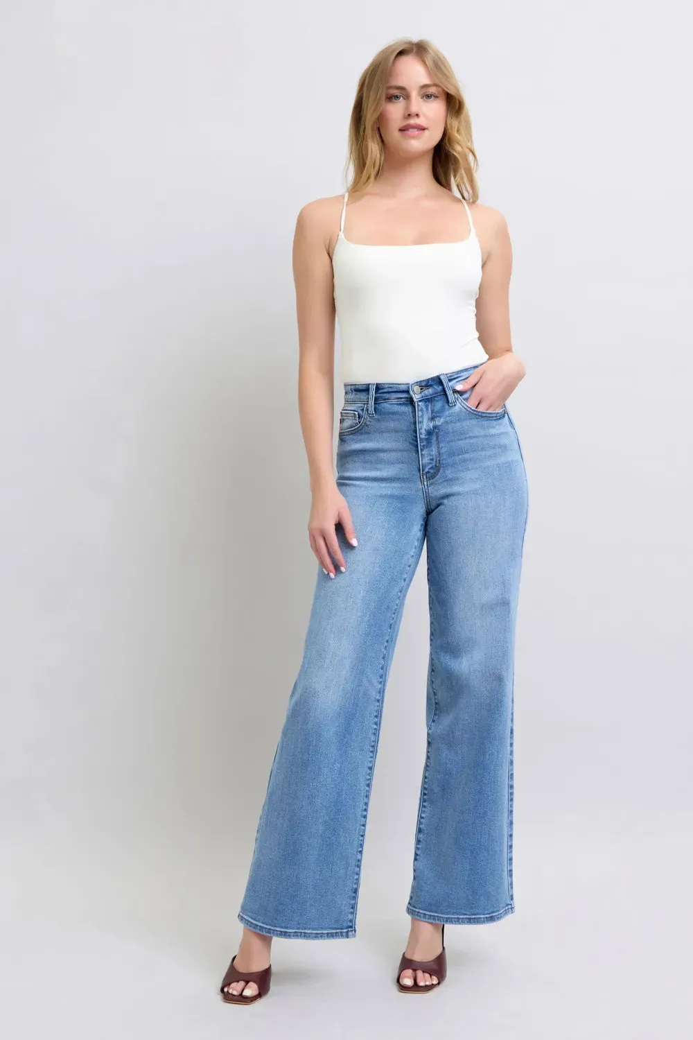 Judy Blue Full Size Wide Leg Jeans with Pockets sold by Gigi Laurent product image thumbnail 2