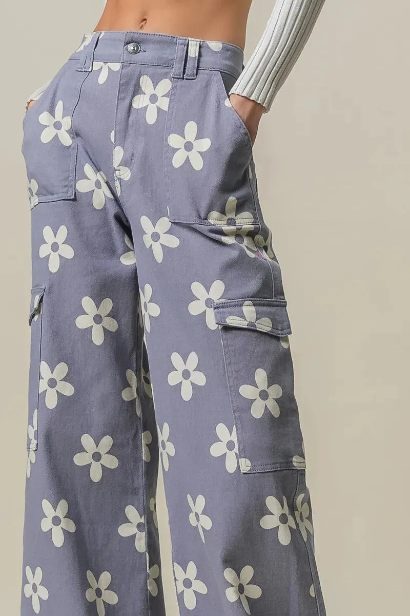 BiBi Flower Printed Side Pocket Wide Pants sold by Gigi Laurent product image thumbnail 3