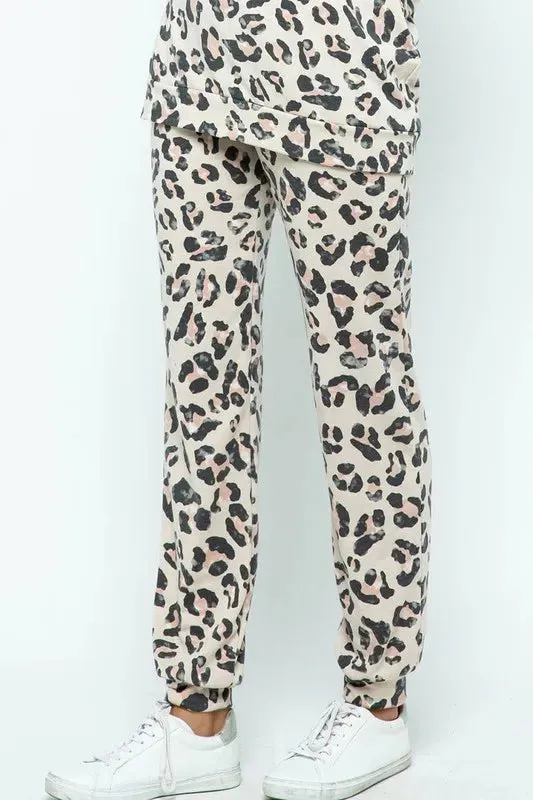 BiBi Leopard Casual Pants with Side Pockets sold by Gigi Laurent product image thumbnail 4