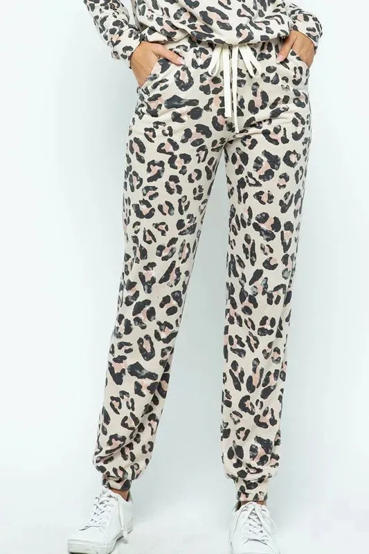 BiBi Leopard Casual Pants with Side Pockets sold by Gigi Laurent product image thumbnail 3