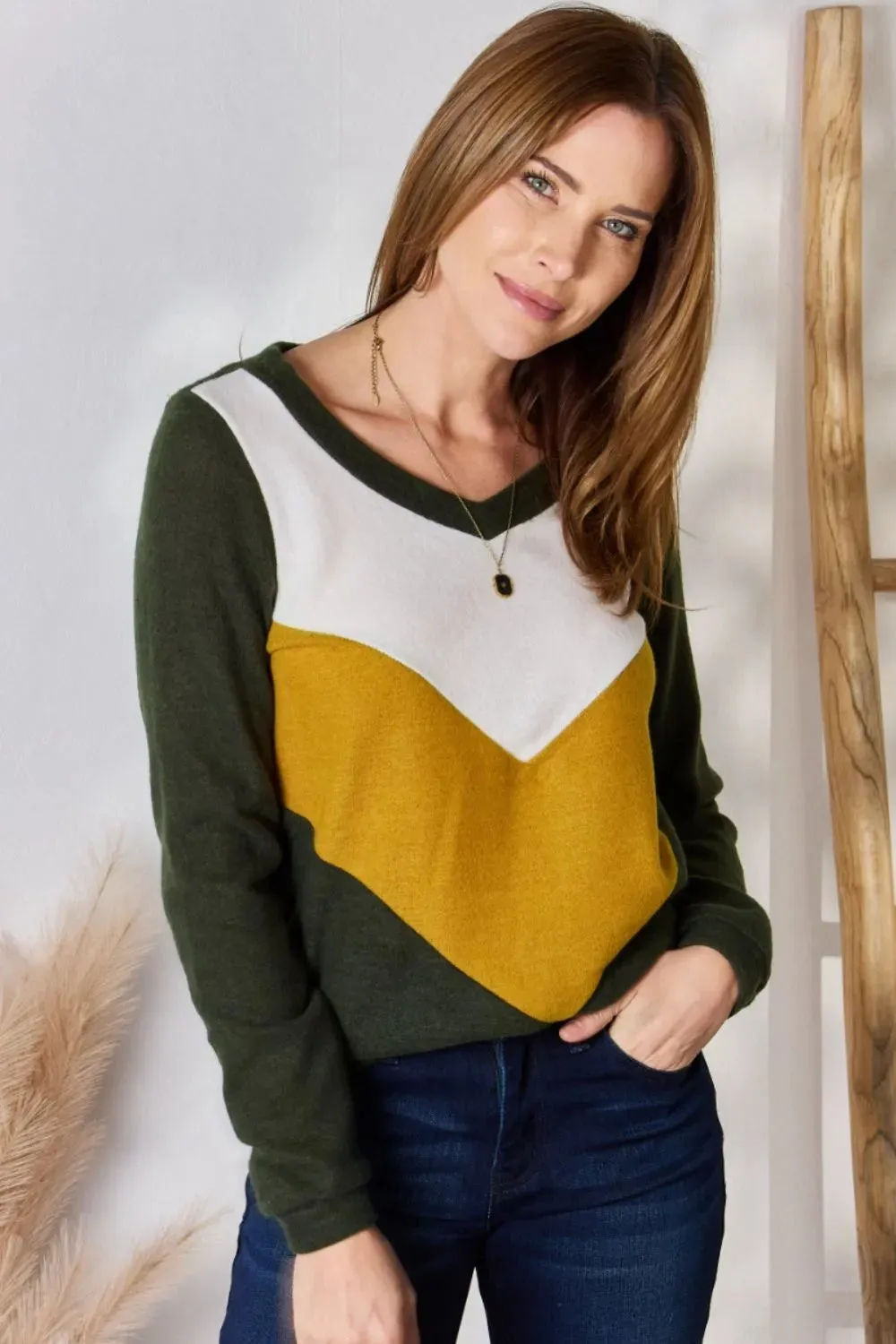 Hailey & Co Full Size Colorblock V-Neck Blouse sold by Gigi Laurent product image thumbnail 2