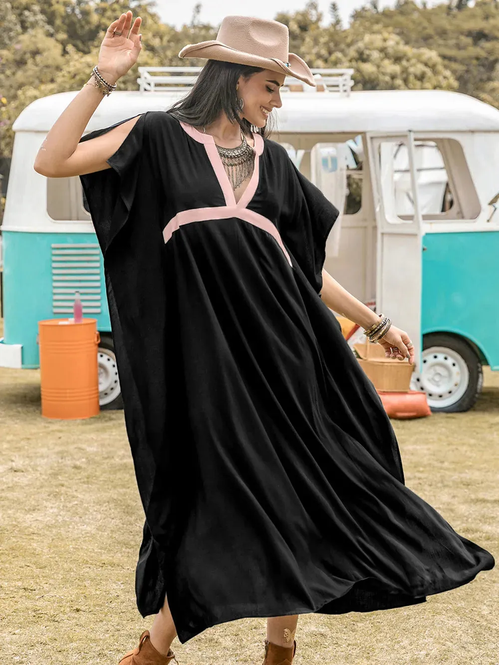 Contrast Trim Notched Slit Short Sleeve Midi Dress sold by Gigi Laurent product image thumbnail 3