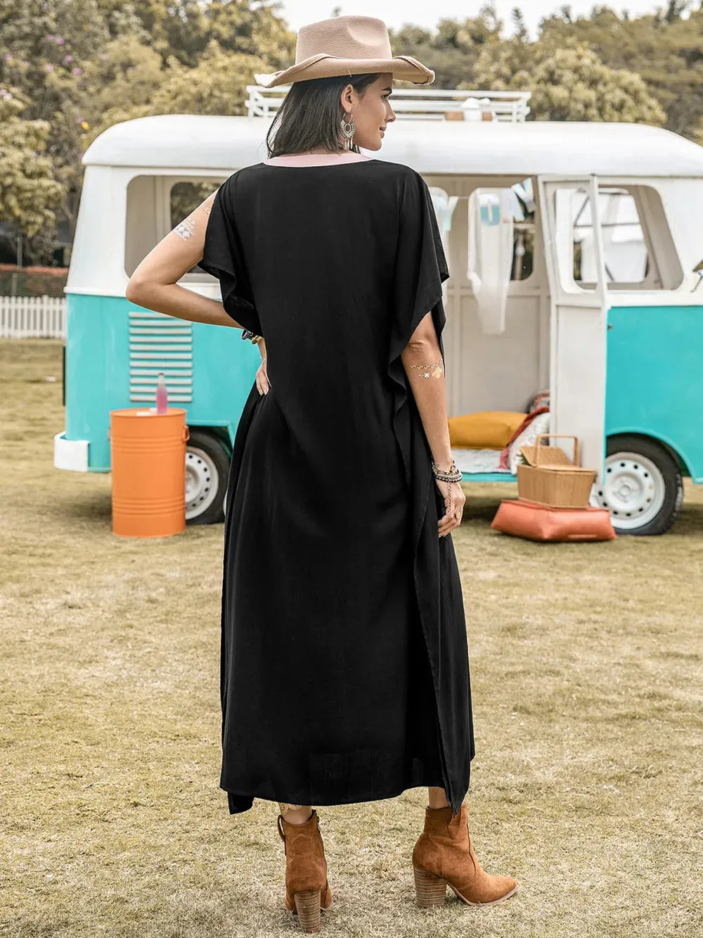 Contrast Trim Notched Slit Short Sleeve Midi Dress sold by Gigi Laurent product image thumbnail 2