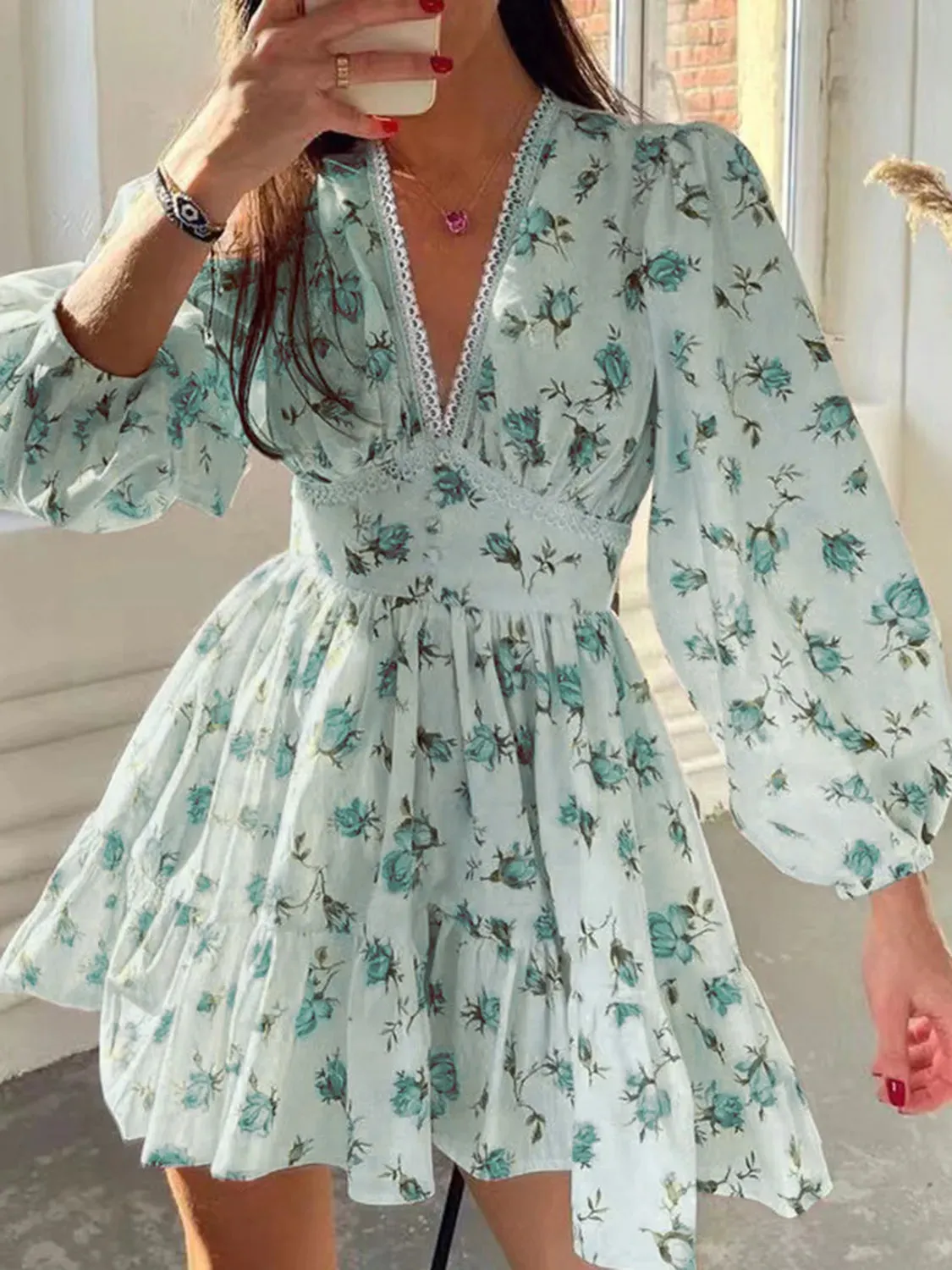 Lace Detail V-Neck Balloon Sleeve Dress sold by Gigi Laurent product image thumbnail 4