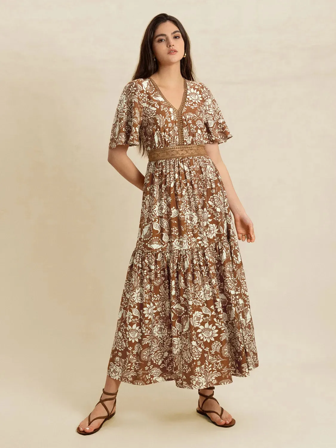 Lace Detail Printed Short Sleeve Midi Dress sold by Gigi Laurent product image thumbnail 3
