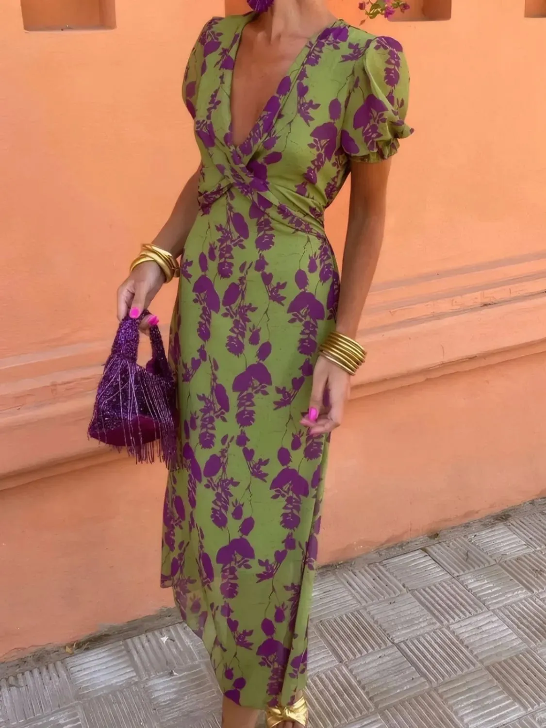 Printed Plunge Short Sleeve Midi Dress sold by Gigi Laurent product image thumbnail 4