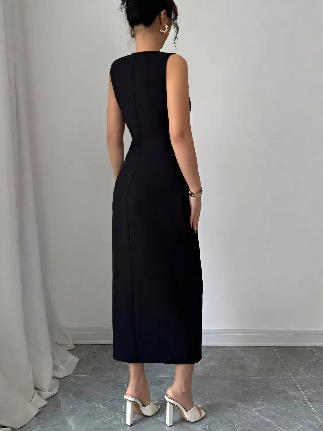 Bow Slit Round Neck Sleeveless Dress sold by Gigi Laurent product image thumbnail 3