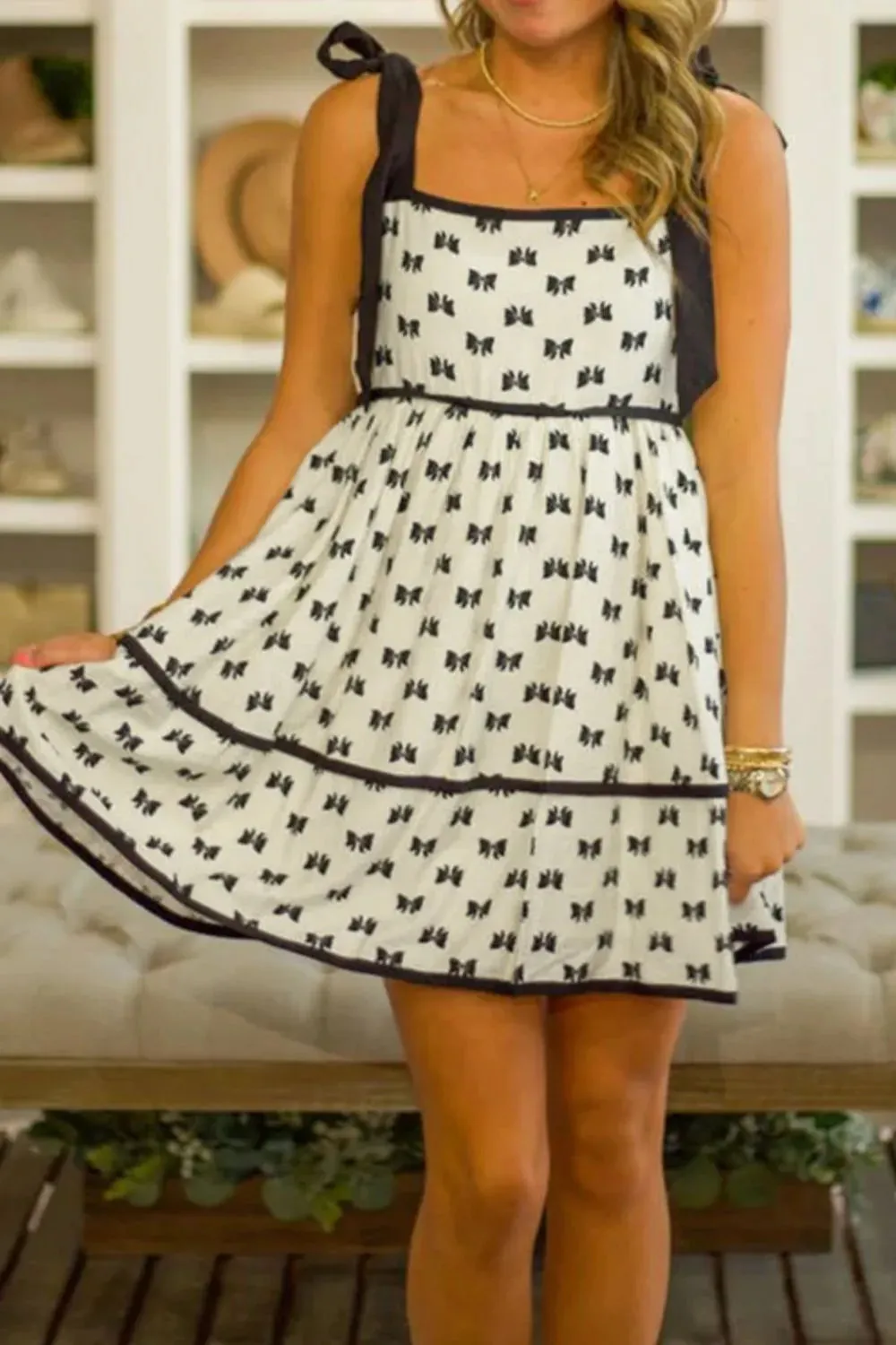 Bow Knot Color Contrast Trim Knotted Shoulder Mini Dress sold by Gigi Laurent product image thumbnail 3