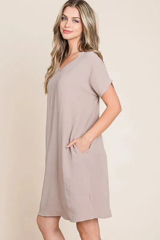 BOMBOM V-Neck Short Sleeve Dress with Pockets sold by Gigi Laurent product image thumbnail 2