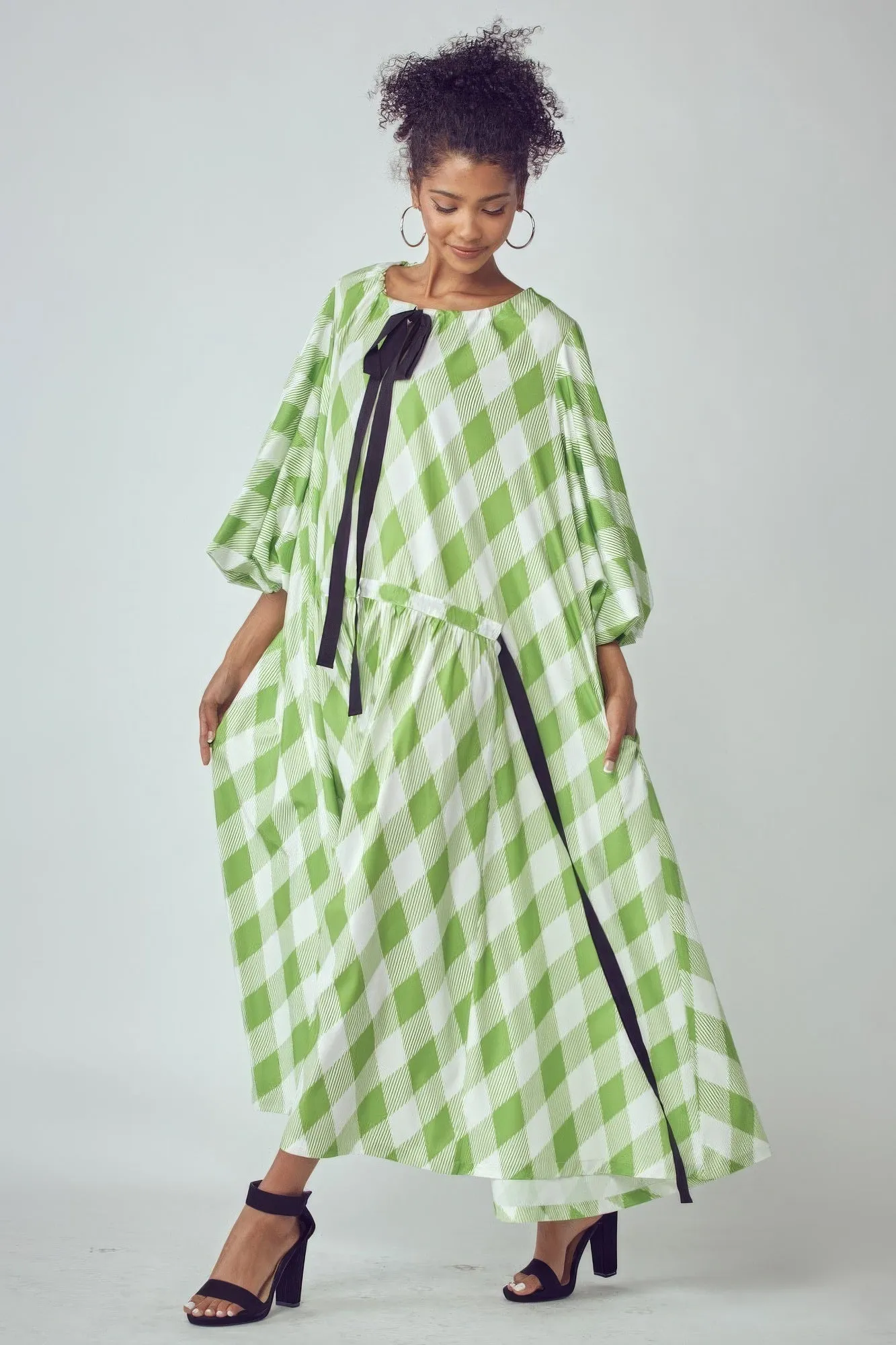 Balloon Sleeves Very Over Fit Pocketed Dress sold by Gigi Laurent product image thumbnail 3