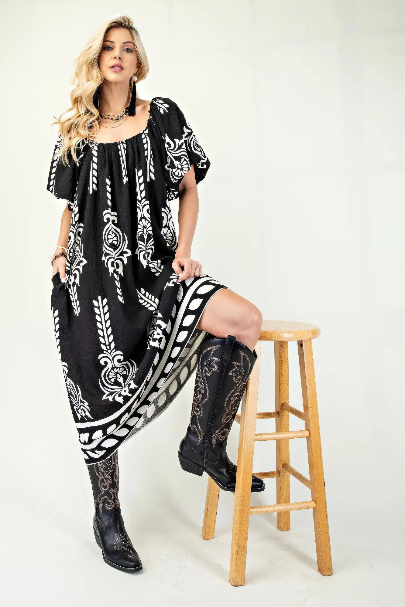 Printed Midi Dress With Short Puff Sleeves sold by Gigi Laurent product image thumbnail 2