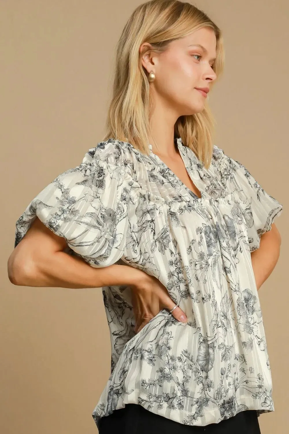 Umgee Full Size Floral Print Metallic Ruffle Blouse Plus Size sold by Gigi Laurent product image thumbnail 3