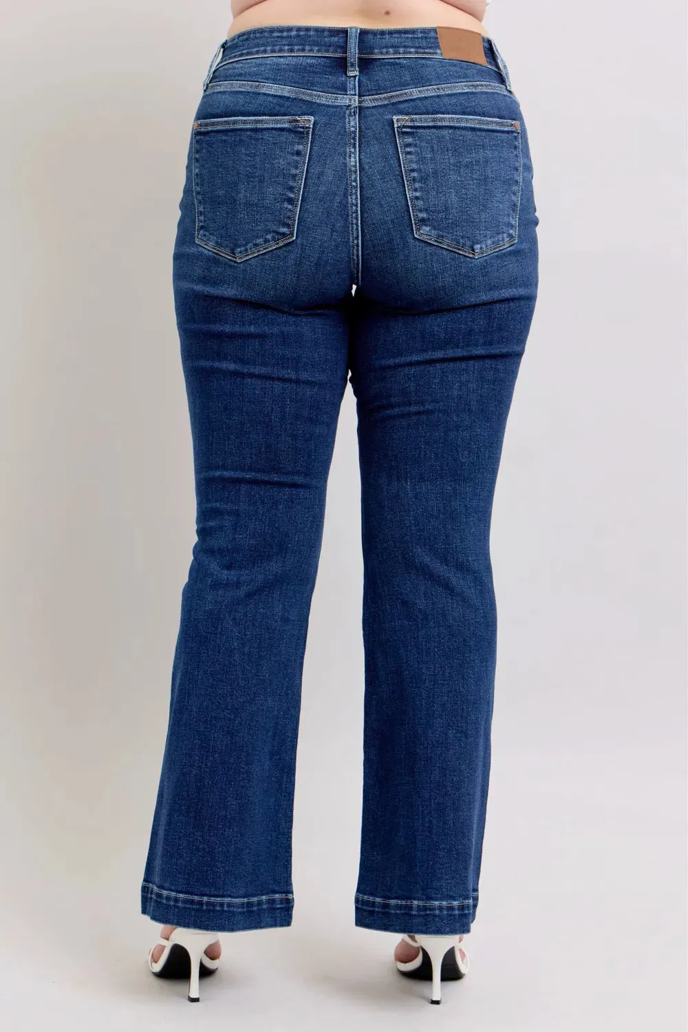 Judy Blue Full Size High Rise Flare Jeans with Pockets Plus Size sold by Gigi Laurent product image thumbnail 5
