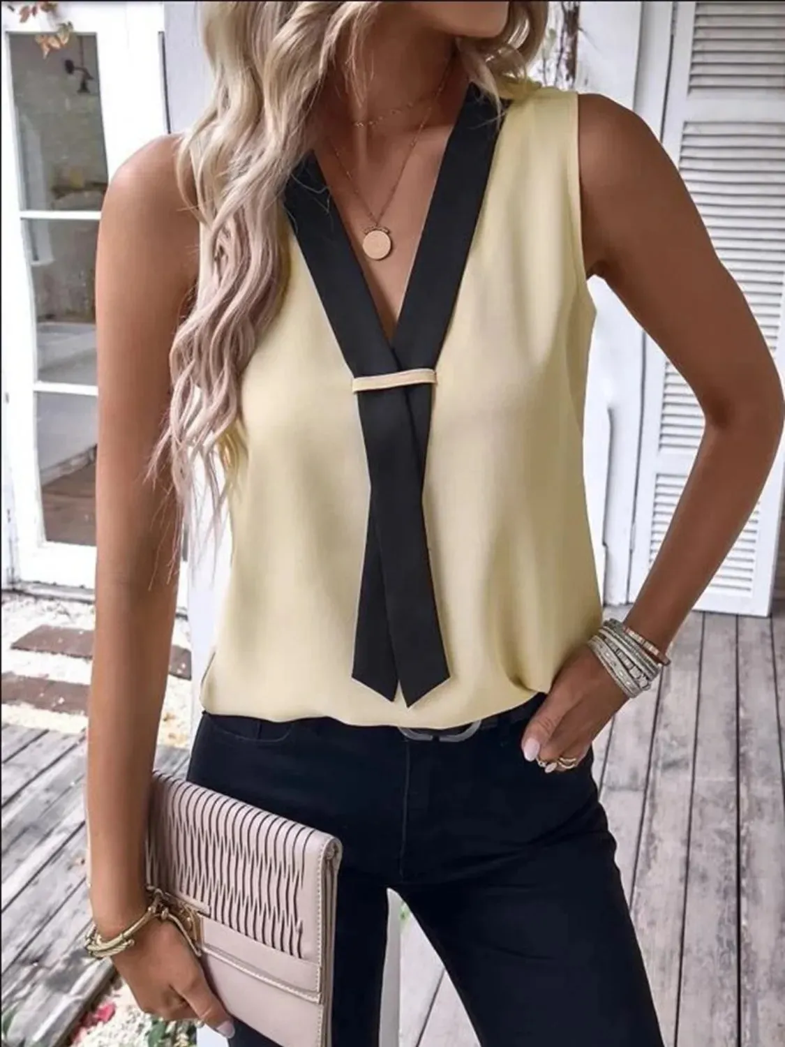 Full Size V-Neck Contrast Tank Plus Size sold by Gigi Laurent product image thumbnail 2