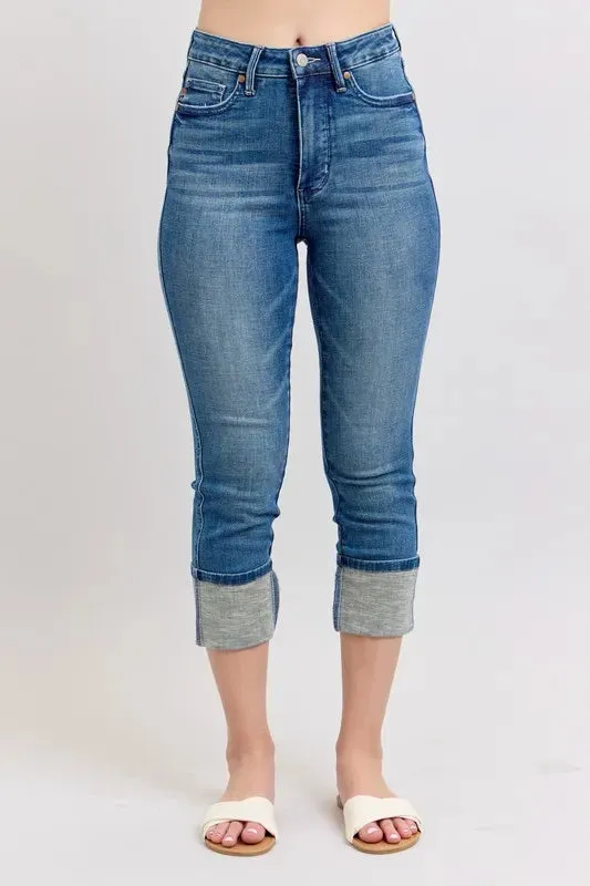 Judy Blue Full Size Skinny Cuff Capris Jeans with Pockets Plus Size sold by Gigi Laurent