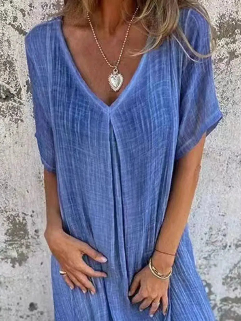 Full Size V-Neck Short Sleeve Midi Dress Plus Size sold by Gigi Laurent product image thumbnail 3