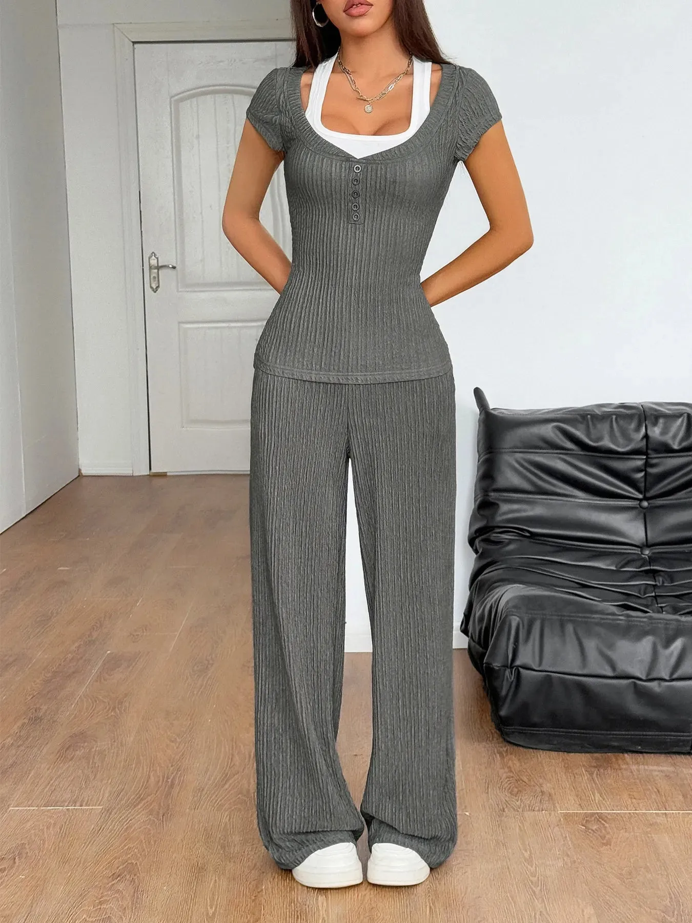 Textured Short Sleeve Top and Pants Set sold by Gigi Laurent product image thumbnail 3