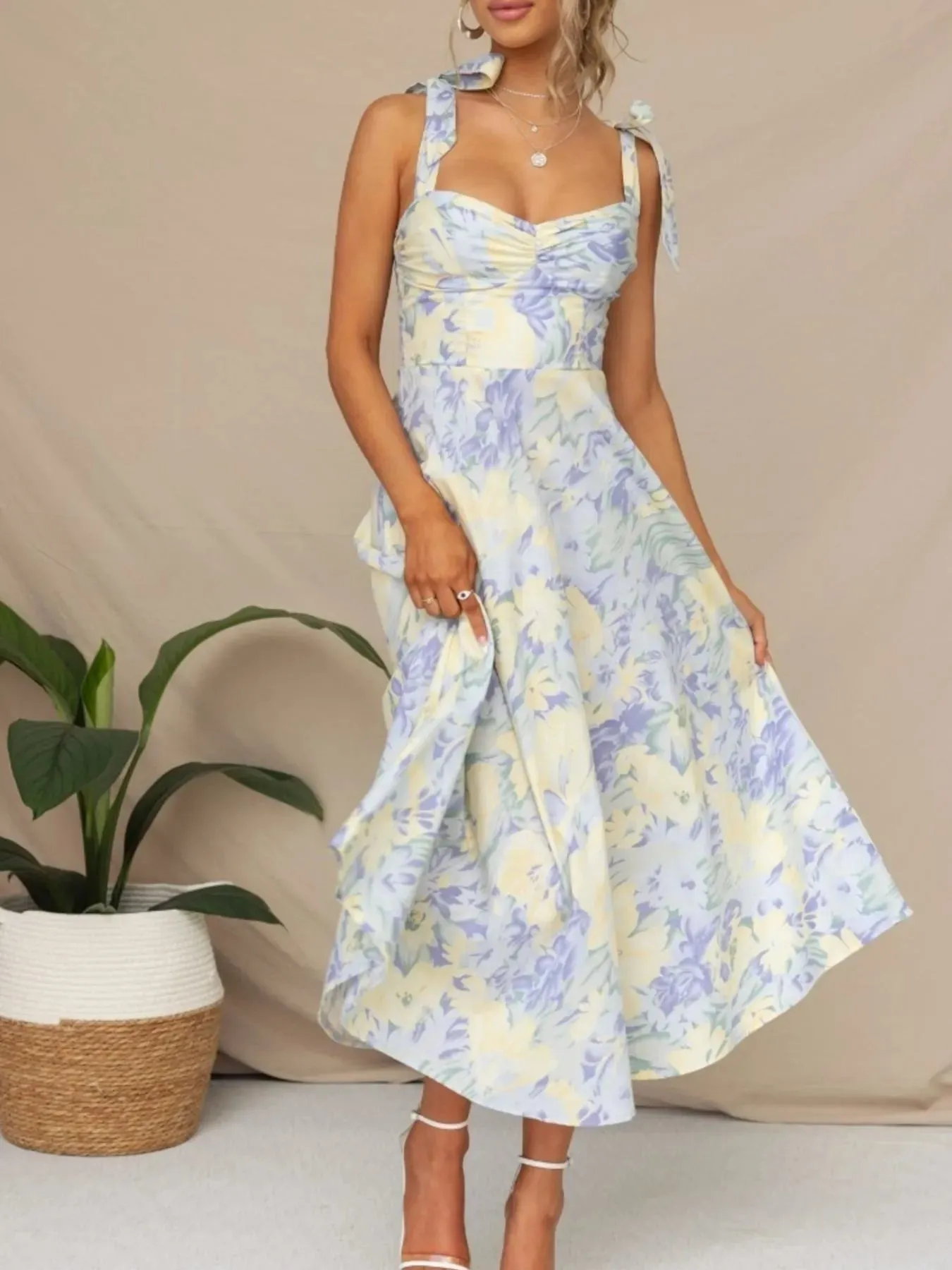 Tie-Shoulder Sweetheart Neck Summer Dress sold by Gigi Laurent product image thumbnail 2
