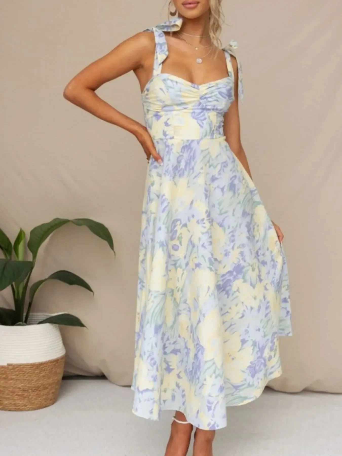 Tie-Shoulder Sweetheart Neck Summer Dress sold by Gigi Laurent product image thumbnail 5