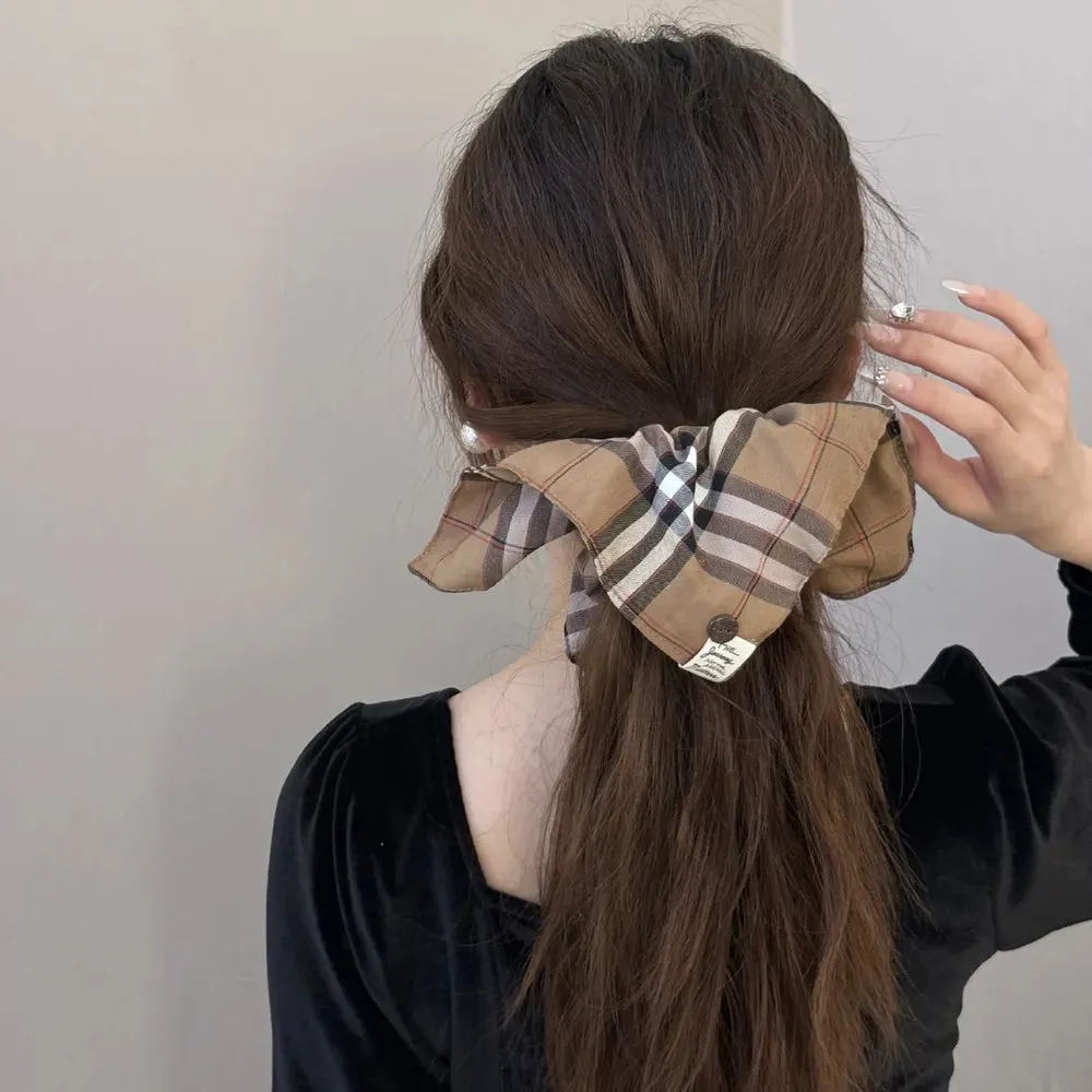 Contrast Plaid Elastic Hair Scrunchy sold by Gigi Laurent product image thumbnail 3