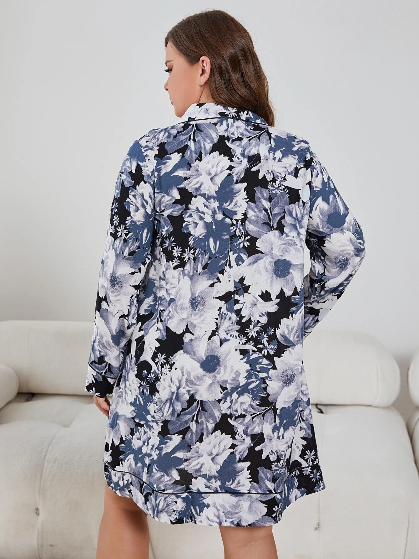 Plus Size Floral Lapel Collar Long Sleeve Night Dress sold by Gigi Laurent product image thumbnail 2