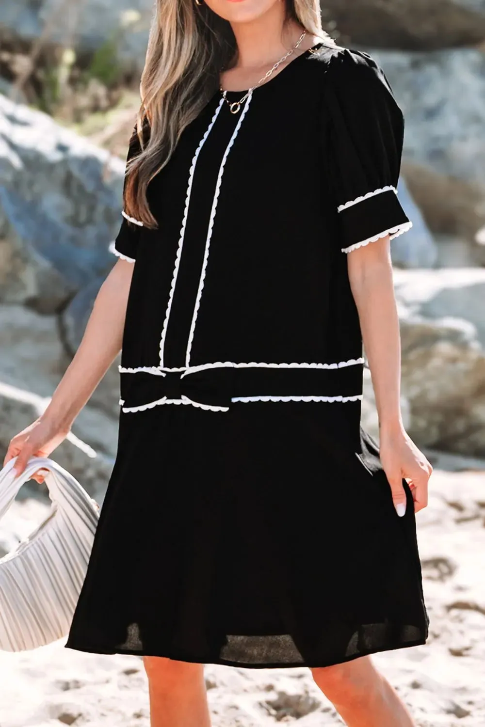 Contrast Scallop Trim Bow Detail Short Sleeve Shift Dress sold by Gigi Laurent product image thumbnail 4
