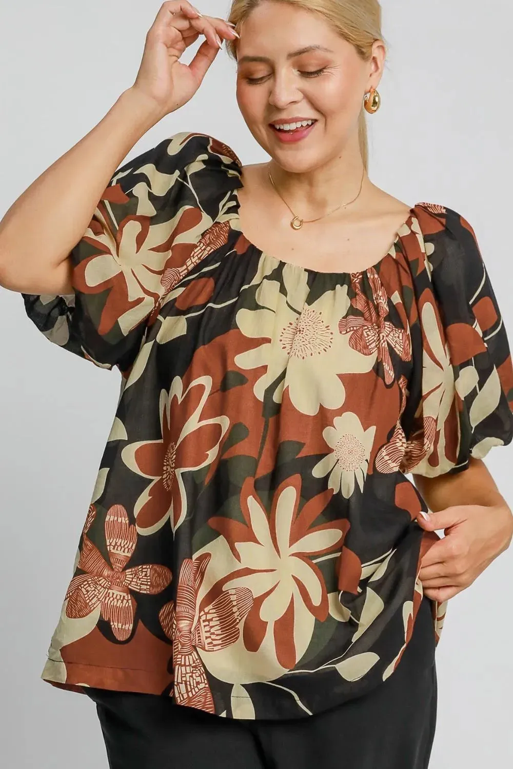 Umgee Full Size Print Round Neck Puff Sleeve Top Plus Size sold by Gigi Laurent product image thumbnail 2