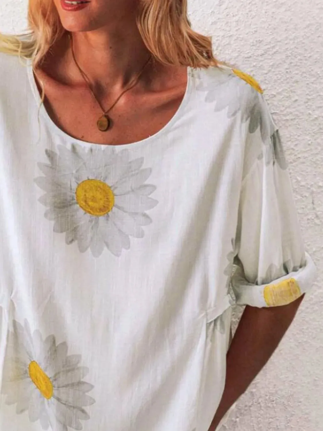Full Size Flower Round Neck Half Sleeve T-Shirt Plus Size sold by Gigi Laurent product image thumbnail 2